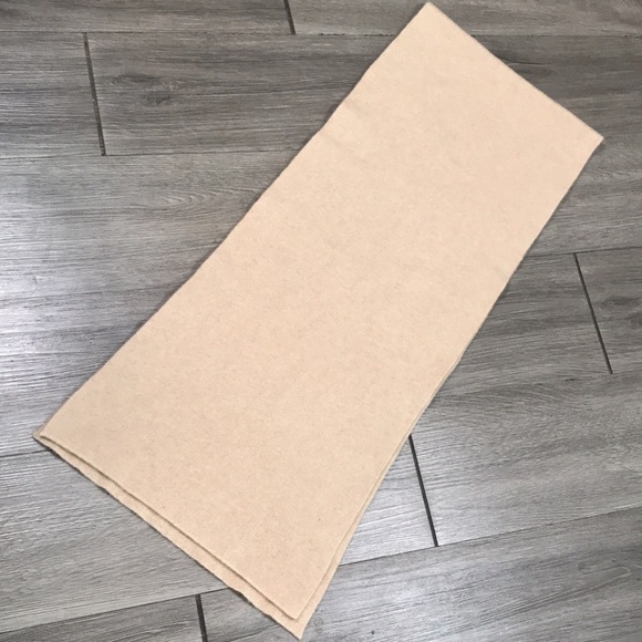 Gobi Cashmere Classic Knit Scarf Oatmeal/Khaki - Picture 9 of 9